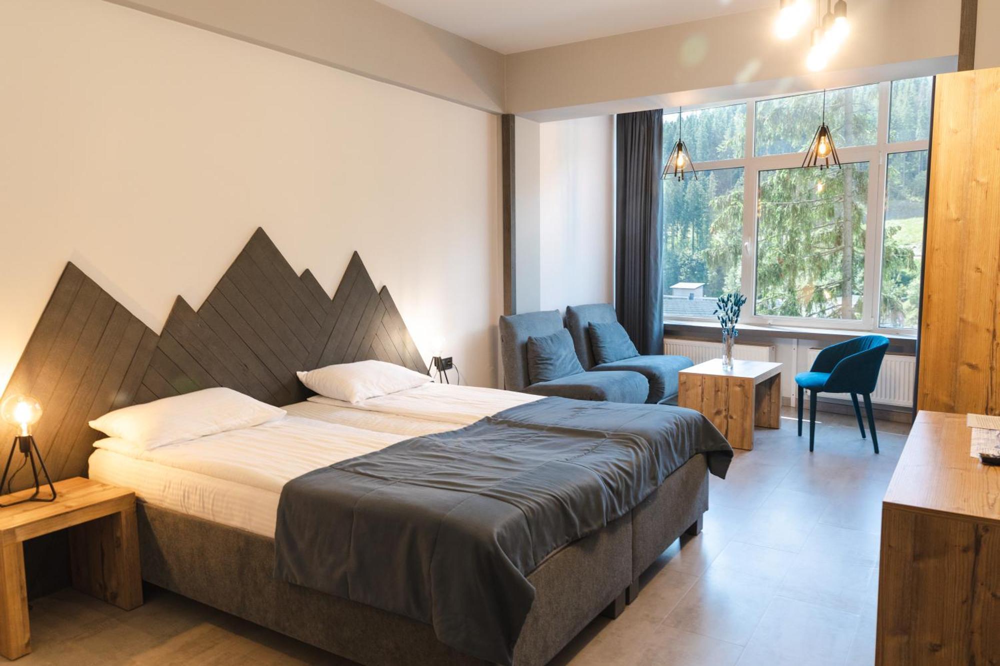 Hotel Blue Mountain Bukovel Esterno foto